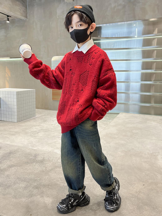 【宽松版型，随性自然！】男童加厚毛衣2023新款，秋冬款中大童儿童男孩冬季红色打底衫冬装潮，展现了现代儿童时尚潮流的风采，无论是日常穿搭还是参加各种场合！ 商品图1