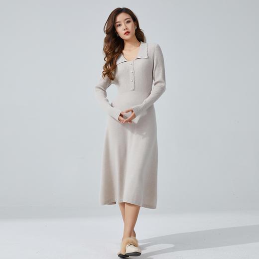 东黎 • 山羊绒女士秋冬翻领宽松长袖连衣裙 3061 商品图1