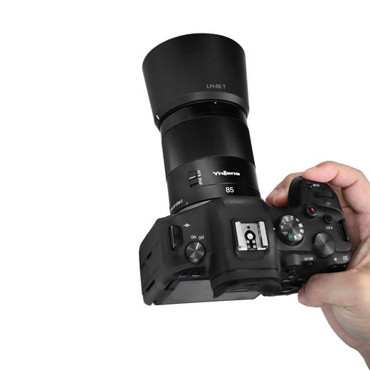 永诺 YN85mm F1.8R DF DSM II适用R口微单,全画幅自动对焦镜头【顺丰包邮，单买镜头顺丰特快隔天到】 商品图7