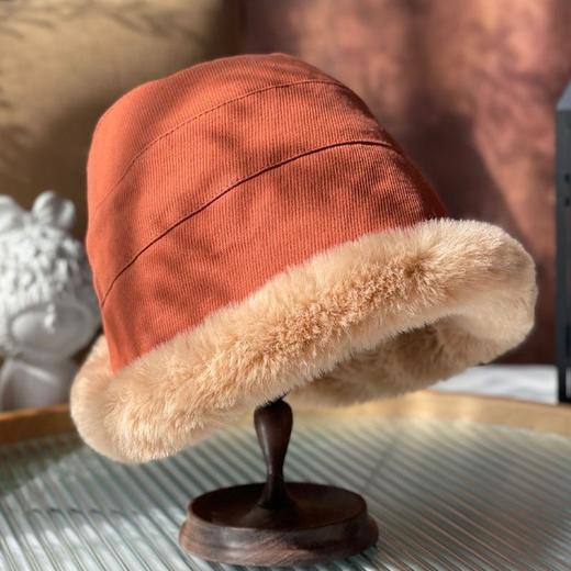【好看又温暖】冬季毛绒渔夫帽女 日系显脸小 加厚防寒 百搭蒙古帽 加绒加厚 秋冬护耳帽 商品图4