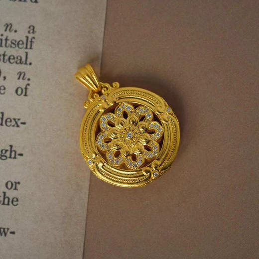 古法黄金点钻系列 步步生莲 足金满钻宝相莲花吊坠 商品图1