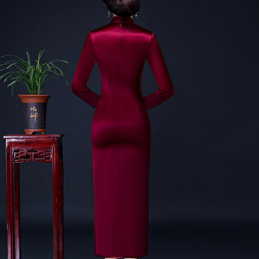 加厚冬季妈妈装婚宴婚礼旗袍裙礼服，喜婆婆婚宴服端庄大气长款LHS-L9081 商品图2