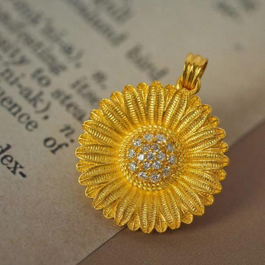 古法黄金点钻系列 足金镶钻太阳花吊坠耳钉套 商品图3