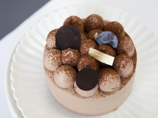 榛子朗姆黑巧生日蛋糕 商品图1