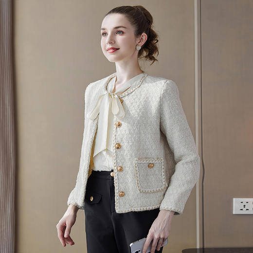 奢姿2024春季装新款大码女装金属扣外套胖妹妹时尚通勤简约外套9933360062 商品图2