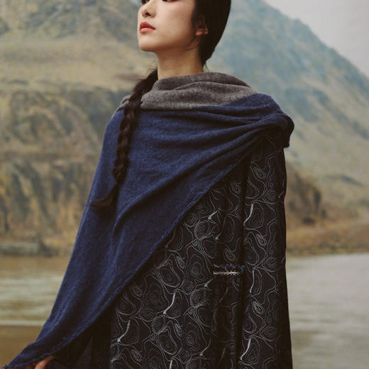 绽放970朵/【IP黄河记忆系列】牛仔布年轮提花手工磨毛文艺连衣裙 商品图1