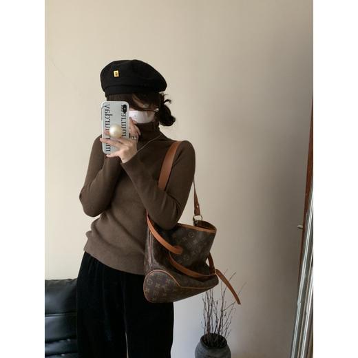 【高领设计！百搭修身显瘦】十色堆堆领羊绒打底衫秋冬保暖纯色高领百搭修身显瘦针织打底衫女，温暖而纯色的设计，让你轻松驾驭各种搭配。 商品图6