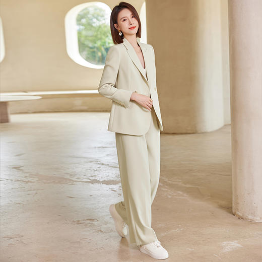 IWY/青提绿色职业装女士西装两件套装高级感通勤职场正装西服美容院23CP400 商品图3