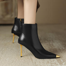 防踢铁头马毛女靴，时尚黑色马丁靴时装靴XC-S107