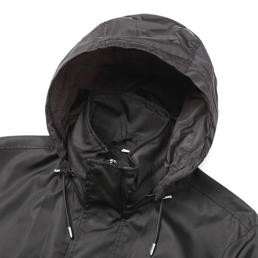 BURBERRY 巴宝莉 男士尼龙TB专属标识连帽外套 黑色 8044023 A1189 商品图3