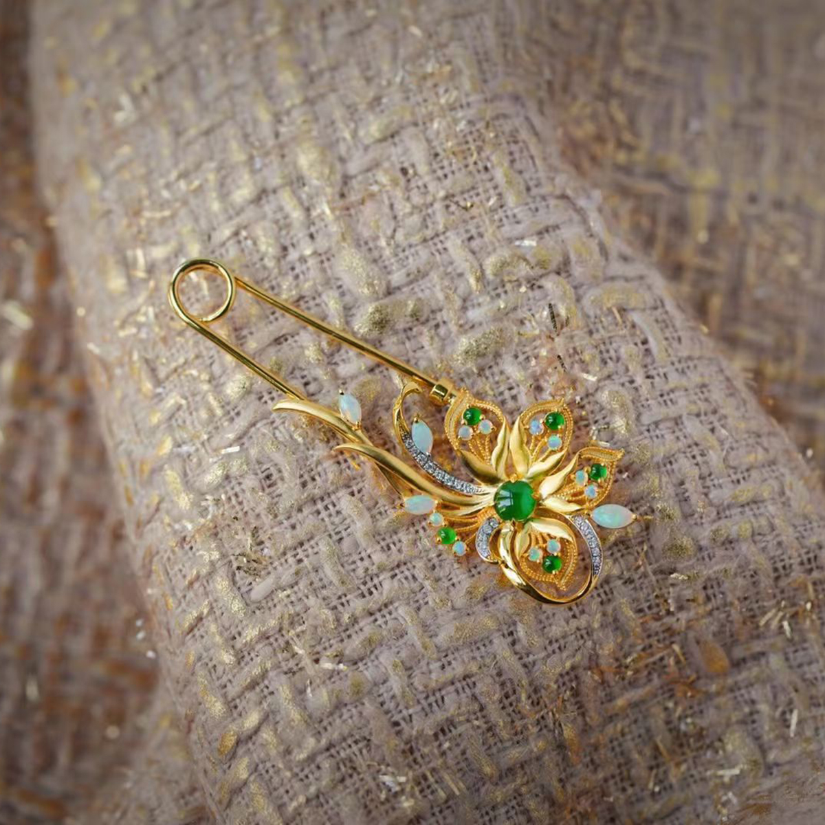 龢盒原创 9k翡翠钻石凤尾花别针