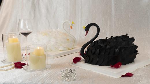 L BAR | 黑/白天鹅蛋糕 商品图0