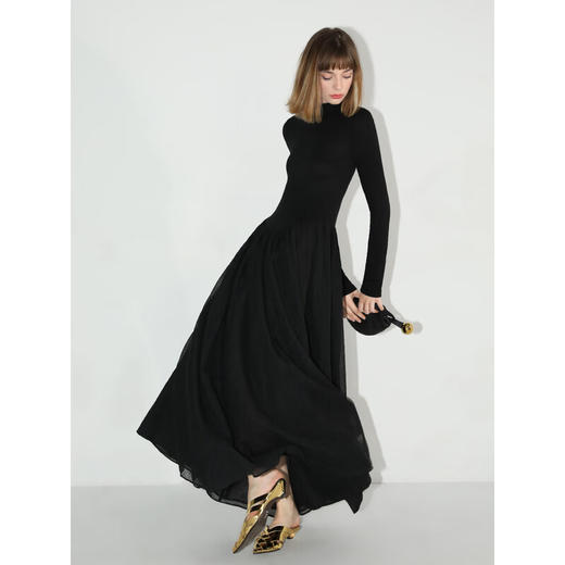 【限时特惠】COCOBELLA赫本风礼服半高领连衣裙小黑裙褶皱肌理大摆长裙FR0008 商品图3