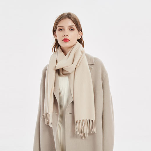羊毛围巾纯色围巾女百搭秋冬围脖加厚保暖披肩简约流苏红围巾 商品图7