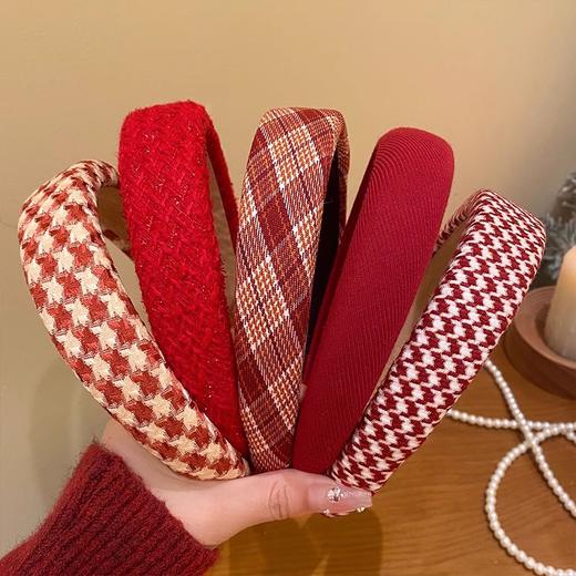 【红色新年发箍❗️带出高颅顶】全新升级包边红色新年发箍女过年，秋冬高颅顶防滑发卡圣诞发捆头饰QQ 商品图1