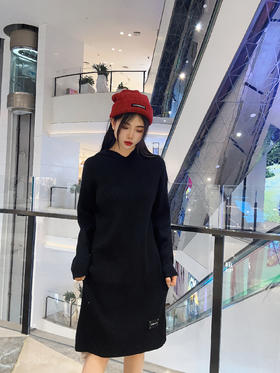 106WS连帽膝下毛织连衣裙31016（黑） 冬季 303014032105