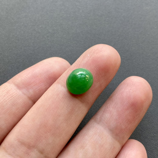 冰种阳绿辣色厚庄翡翠蛋面 商品图7