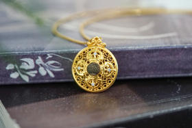 18K金沉香金刚杵吊坠 特价