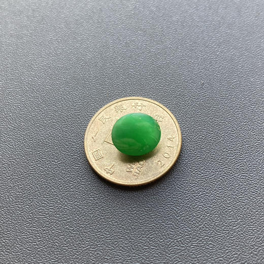 冰种阳绿辣色厚庄翡翠蛋面 商品图5