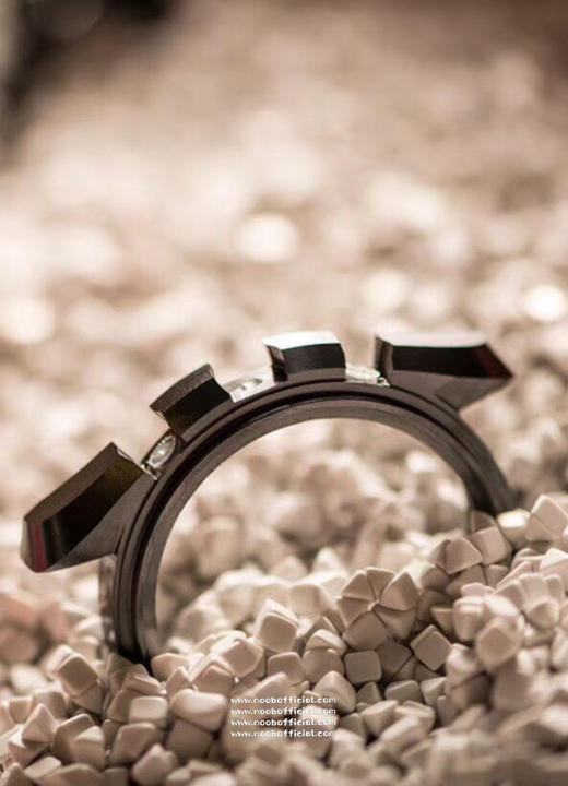 月球表Moon watch先锋之作，致敬经典。 欧米茄 超霸系列月之暗面腕表311.92.44.51.99.00144.25毫米同轴计时表，3点位计时分针，9点位小秒针 商品图11