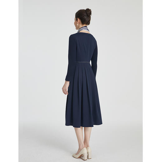 司歌弹力V领冬连衣裙长袖收腰优雅端庄A881106 商品图3