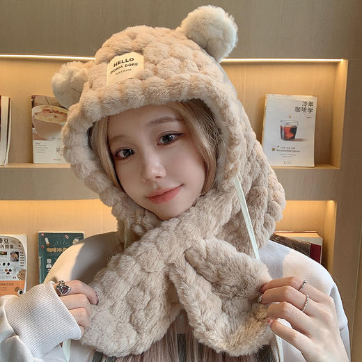 【不挑脸型！显脸小】韩版可爱小熊耳朵帽子围巾一体，冬季女毛绒帽保暖护耳骑行包头冷帽，毛绒柔软质地，轻盈舒适，保暖护耳 商品图1