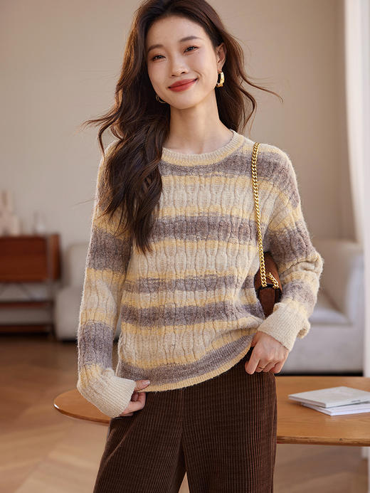 【年货节】熙世界慵懒风撞色条纹毛衣女秋冬套头马海毛羊毛圆领打底针织衫 商品图2