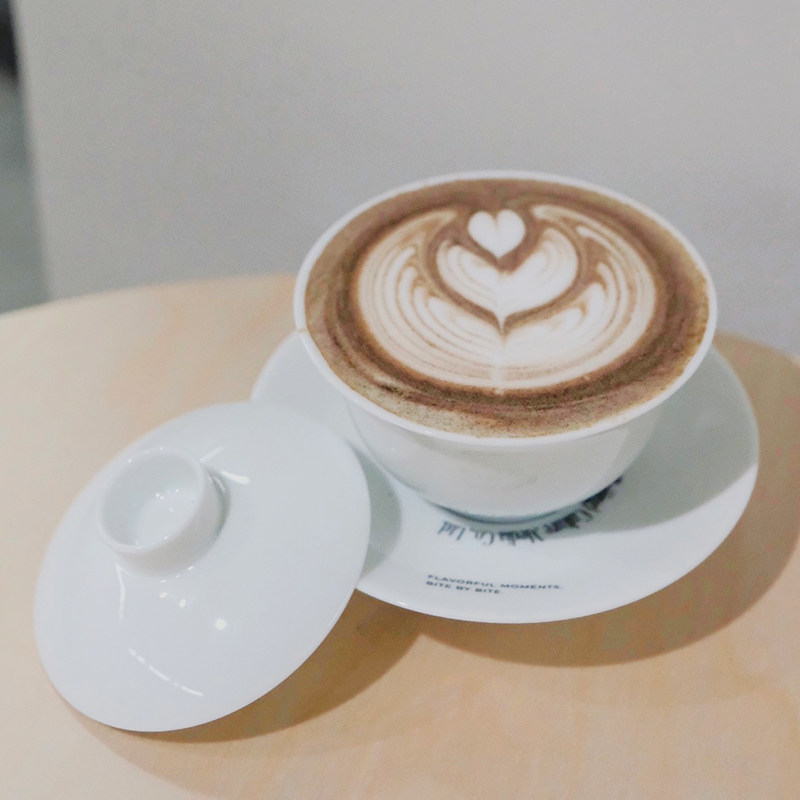 黑芝麻拿铁咖啡