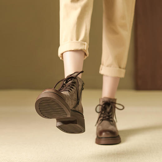 【女鞋专场】全真皮复古时尚系带马丁靴女2023年秋冬新款圆头厚底擦色短靴女款 商品图3