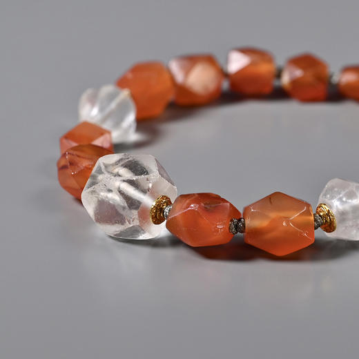 西亚高古多棱磨面白水晶红玛瑙手串 商品图2