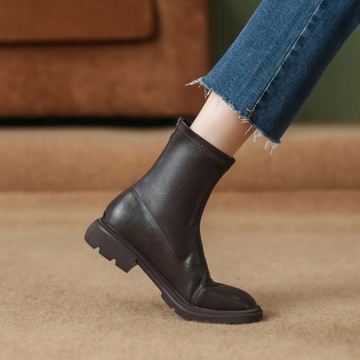【女鞋专场】马丁靴女真皮短靴2023秋冬新款裸靴弹力靴粗跟厚底瘦瘦靴百搭短靴 商品图0
