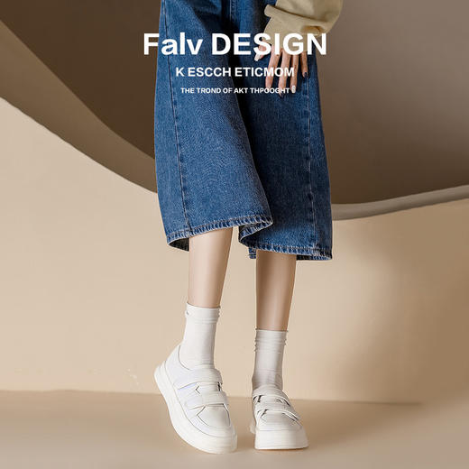 【女鞋专场】内增高厚底小白鞋女2023新款韩版魔术贴时尚休闲鞋真皮圆头女单鞋 商品图1