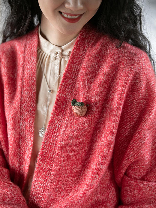 牧衣游原创 桃子手钩花胸针百搭趣味 桃之夭夭【不支持会员折】 商品图0