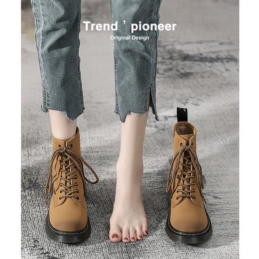 【女鞋专场】经典英伦风工装短靴女2023秋冬新款网红厚底大黄靴马丁靴显瘦靴子 商品图0