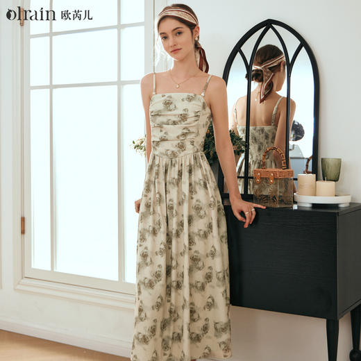 OLrain欧芮儿浅咖色连衣裙女秋冬2023新款法式一字领碎花茶歇裙子 商品图0