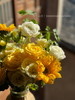 【想你时风起】金枝玉叶玫瑰3支黄色系多头玫瑰2支绿心迷你向日葵3支白色洋牡丹3支/份 商品缩略图5