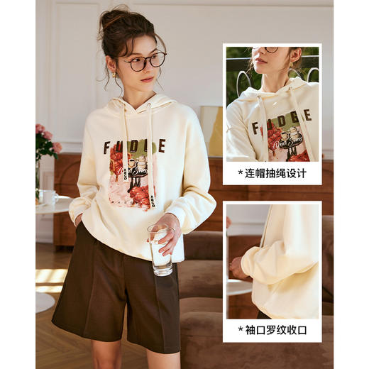 OLrain欧芮儿杏色连帽卫衣女早春2024新款宽松休闲贴图印花长袖 商品图3