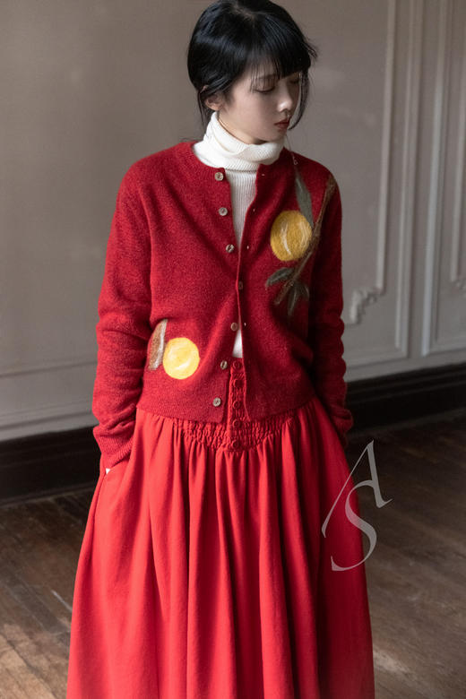 Renlisu 珊瑚红波浪碎褶A型半裙 商品图4