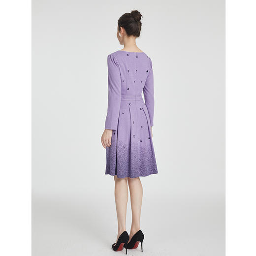 司歌圆领长袖针织弹力连衣裙冬柔软收腰A881146 商品图3