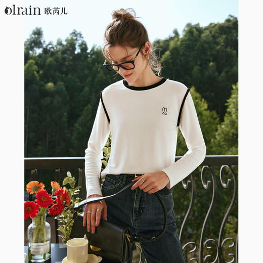 
OLrain欧芮儿白色T恤女秋冬2023年新款简约百搭显瘦撞色刺绣长袖 商品图0