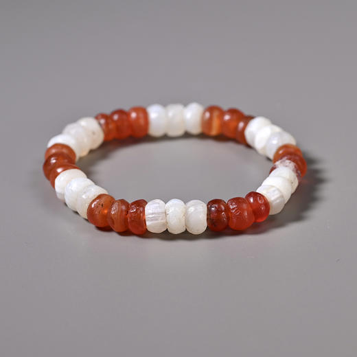 西亚高古红白玛瑙手串 商品图2