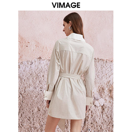 VIMAGE纬漫纪春季新款通勤气质条纹衬衫连衣裙V2107735 商品图4
