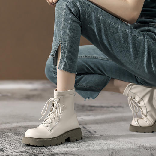 【女鞋专场】真皮马丁靴女2023新款英伦风短靴子百搭系带瘦瘦靴厚底弹力机车靴 商品图1
