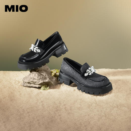 MIO米奥春季乐福鞋圆头中跟闪钻大头乐福鞋学院风单鞋M241527470 商品图0