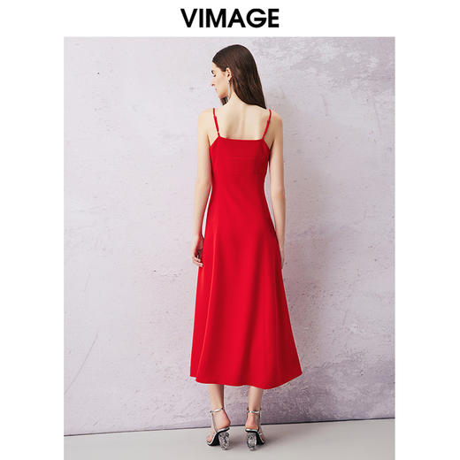 VIMAGE纬漫纪夏季新款显瘦洋气性感吊带连衣裙V2177707 商品图4
