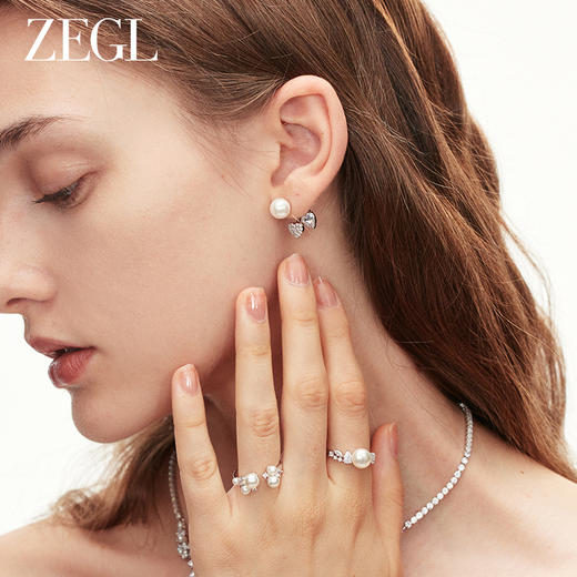 ZEGL法式爱心人造珍珠耳环女秋冬2023年新款潮耳钉复古银针耳饰品 商品图3