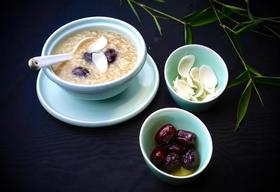 养生百合红枣粥