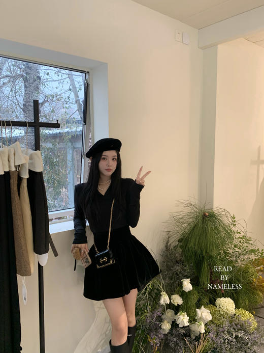 Read Nameless /美雅碧羊绒翻领打底衫黑色 商品图13