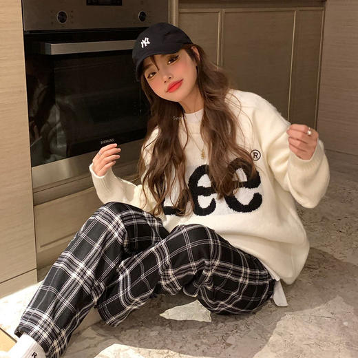 【买一送一】复古羊羔绒格子裤 高腰宽松垂感直筒显瘦 加绒加厚 软糯亲肤保暖 商品图1