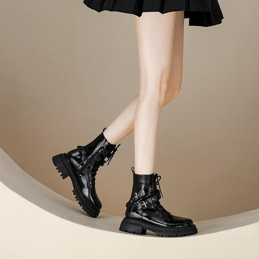 【女鞋专场】厚底漆皮马丁靴女款2023年新款秋冬英伦风真皮高级感粗跟短靴子女 商品图1
